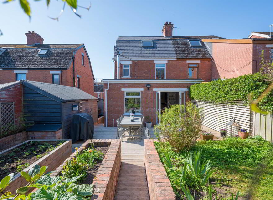 66 Kirkliston Park, Ballyhackamore, Belfast, BT5 6ED