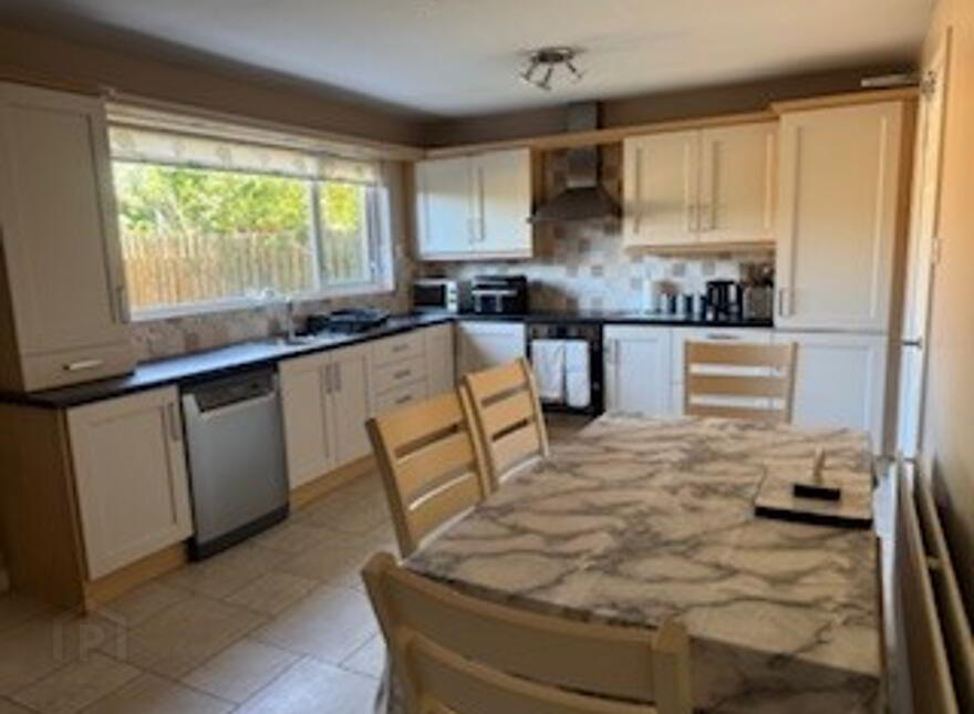STUDENT LET 2025-26, 5 Ardmore Drive, Portsewart, BT55 7NY