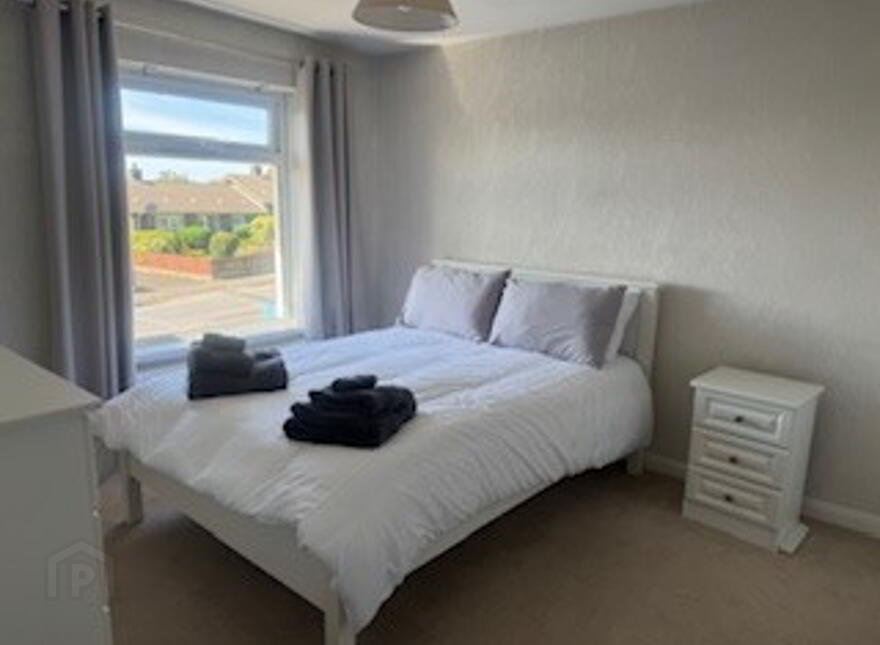 STUDENT LET 2025-26, 5 Ardmore Drive, Portsewart, BT55 7NY