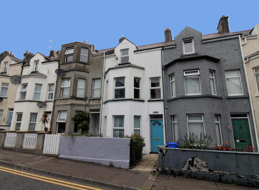 52 Central Avenue, Bangor, BT20 3AW photo