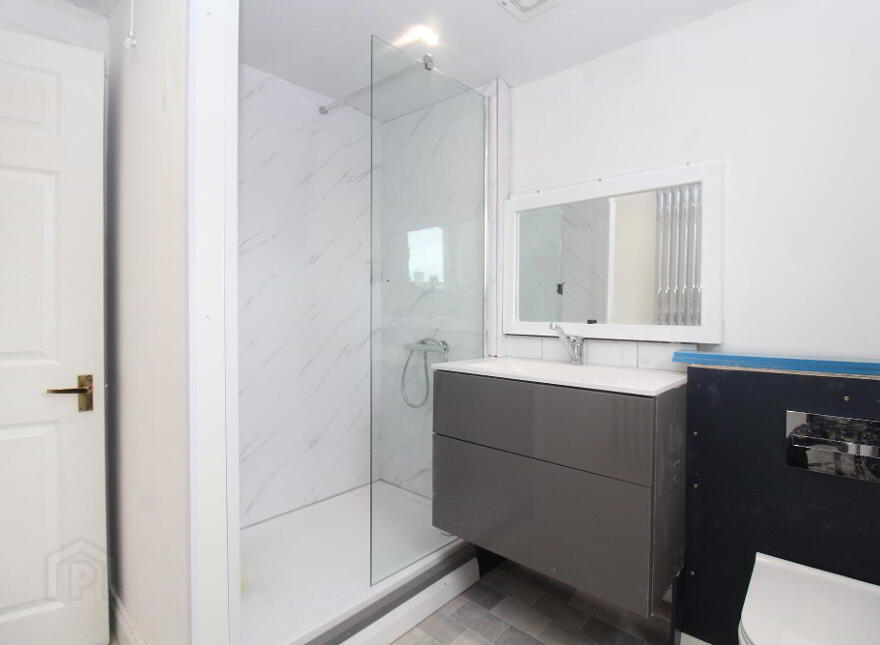52 Central Avenue, Bangor, BT20 3AW