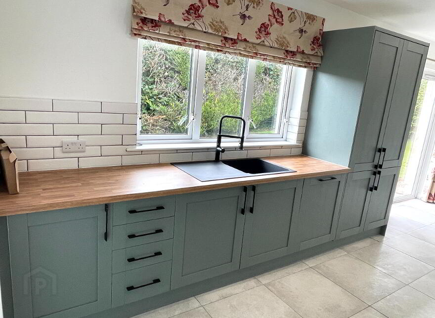 10 Oakland Drive, Castlederg, BT81 7DA