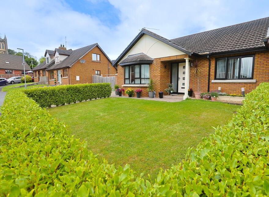22 Hunters Hill Park, Gilford, Craigavon, BT63 6TA photo
