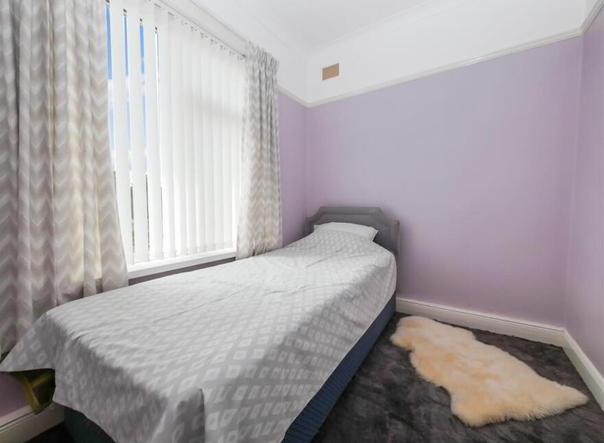 93 Knockbreda Road, Rosetta, Belfast, BT6 0JD