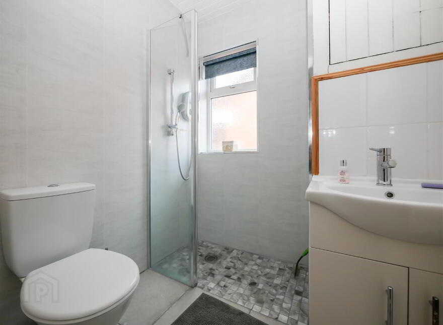93 Knockbreda Road, Rosetta, Belfast, BT6 0JD