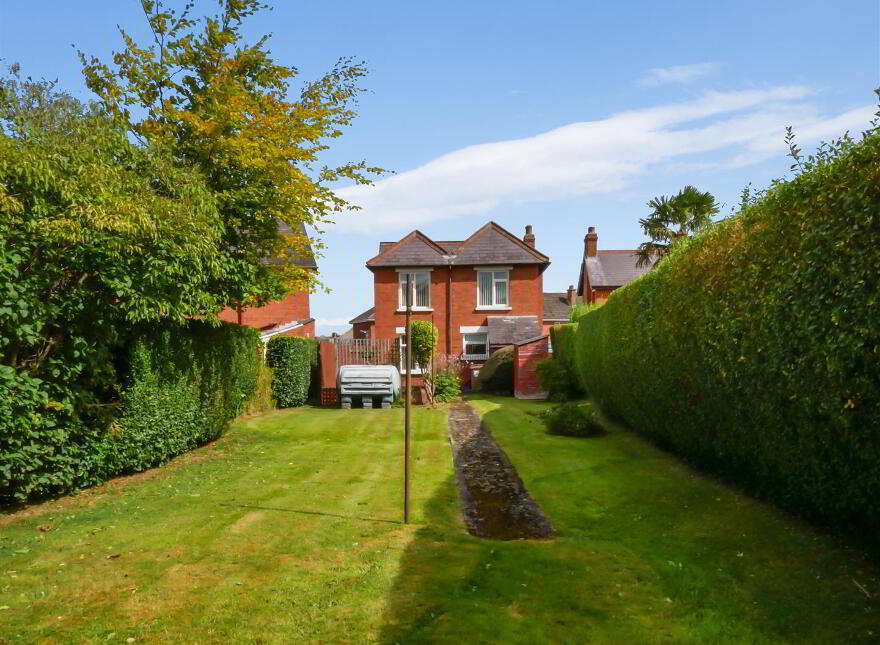 93 Knockbreda Road, Rosetta, Belfast, BT6 0JD