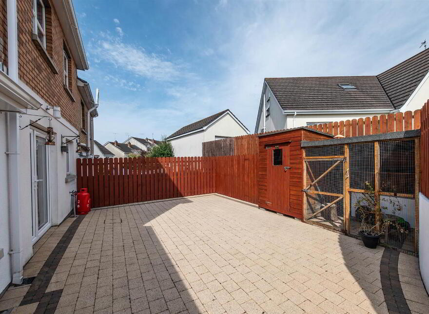 10 Drummond Brae, Ballynahinch, BT24 8EY