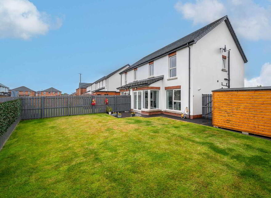 41 Balmoral Road, Bangor, BT19 7XA