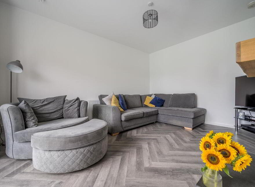 41 Balmoral Road, Bangor, BT19 7XA