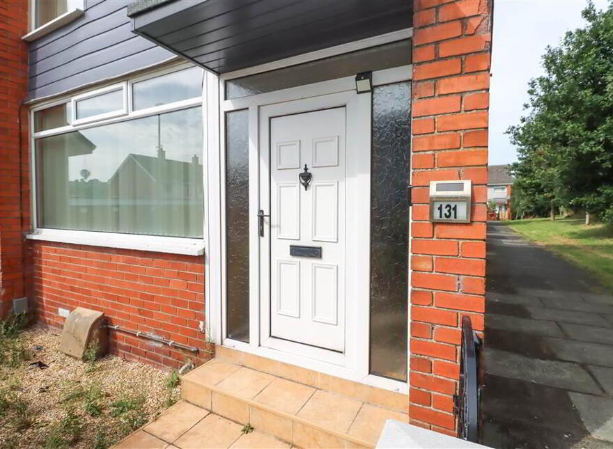 131 Kinross Avenue, Dundonald, Belfast, BT5 7GG