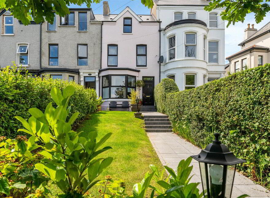 35 Princetown Road, Bangor, BT20 3TA photo