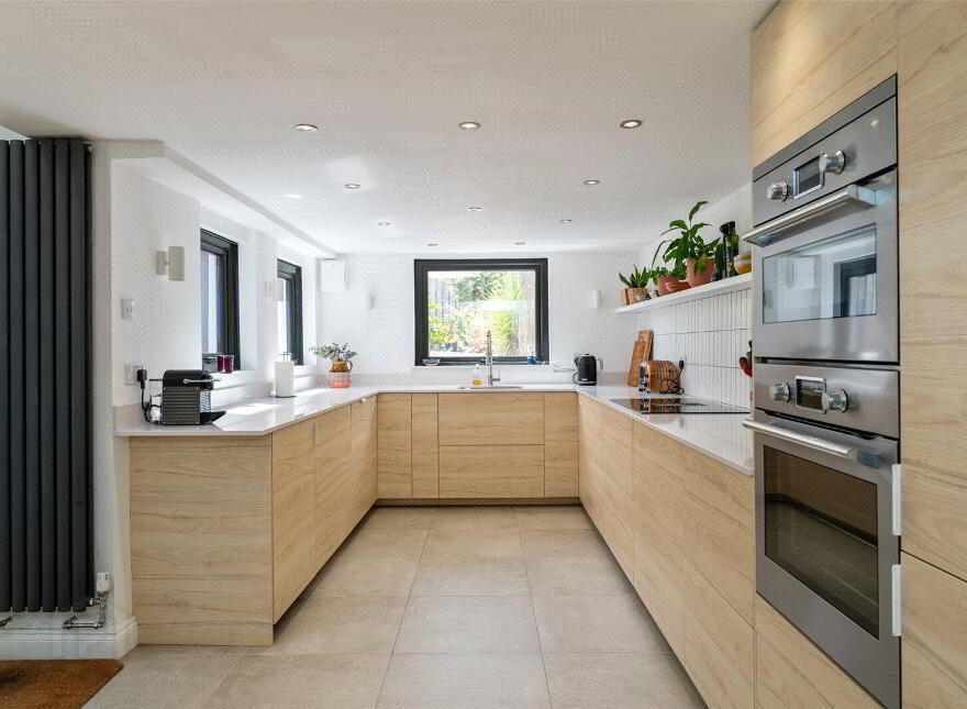 35 Princetown Road, Bangor, BT20 3TA