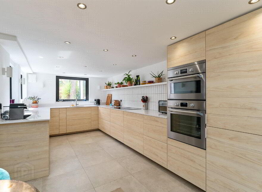 35 Princetown Road, Bangor, BT20 3TA