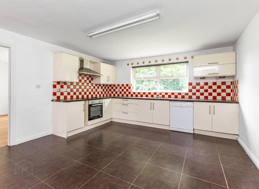 31 Dromona Road, Cullybackey, Ballymena, BT42 1NT