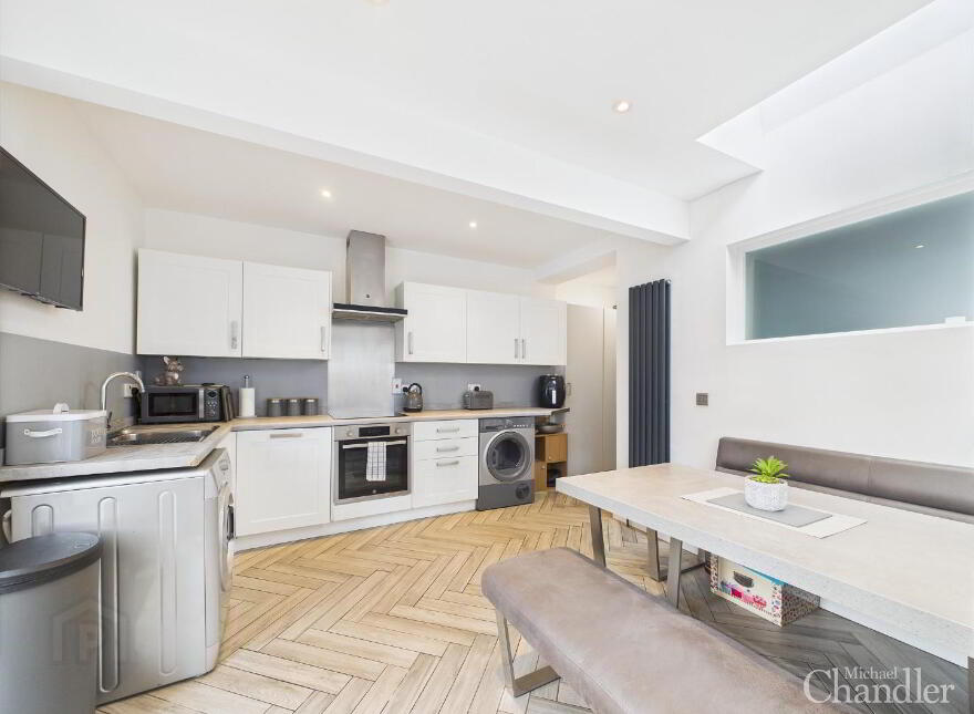 54 Connsbrook Avenue, Belfast, BT4 1JW