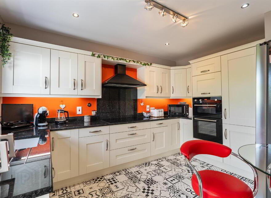 2 Carmichael Park, Millisle, Newtownards, BT22 2JT