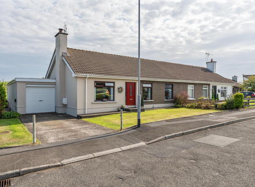 2 Carmichael Park, Millisle, Newtownards, BT22 2JT