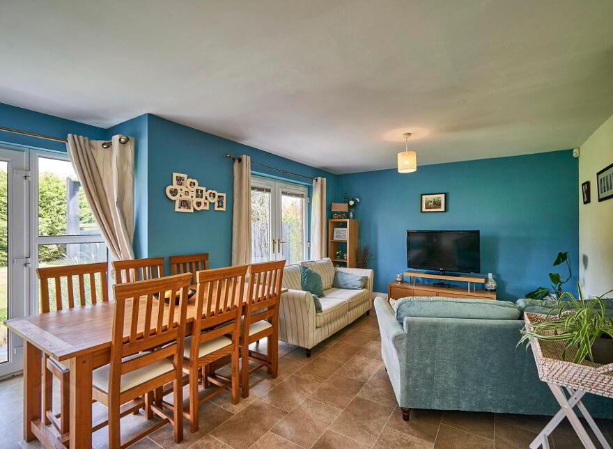 10 Dunkeld Park, Bangor, BT19 6RF