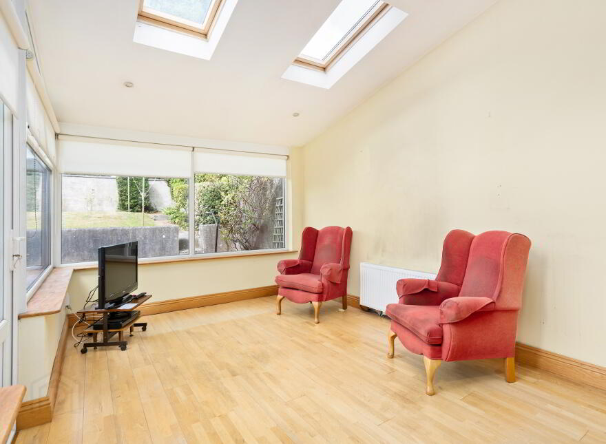16 Ardeevin Avenue, Lucan, K78H9Y7