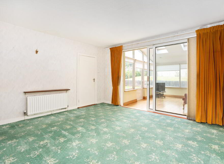 16 Ardeevin Avenue, Lucan, K78H9Y7