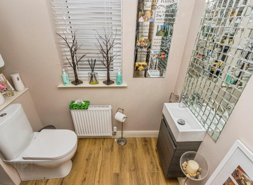20 Crawfords Farm Grove, Bangor, BT19 1PL