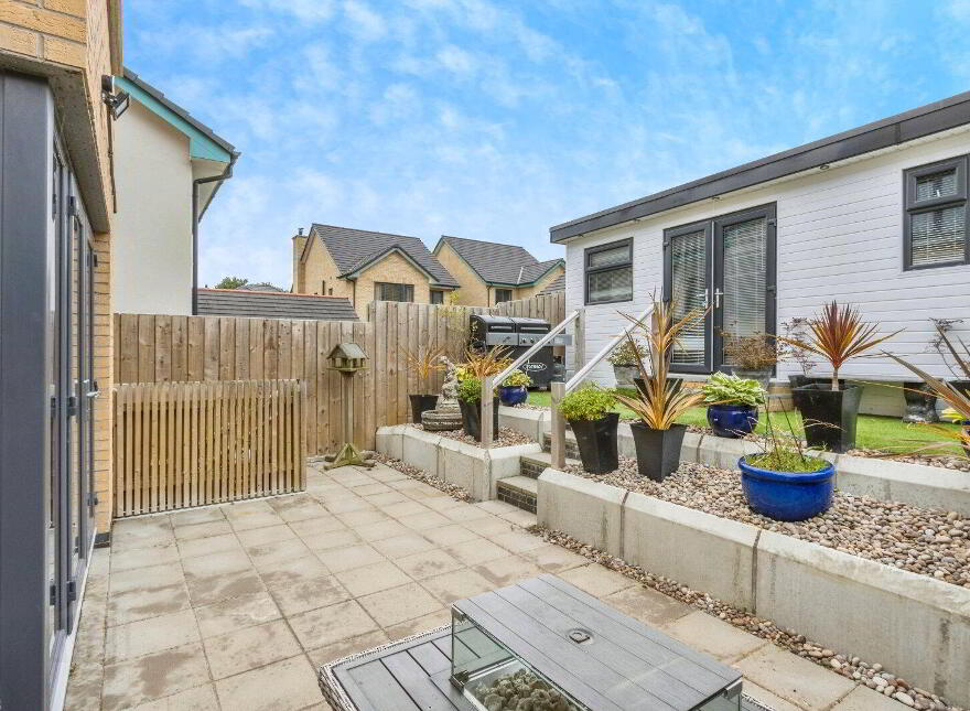 20 Crawfords Farm Grove, Bangor, BT19 1PL
