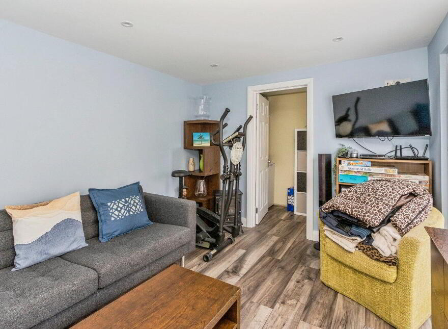 20 Crawfords Farm Grove, Bangor, BT19 1PL