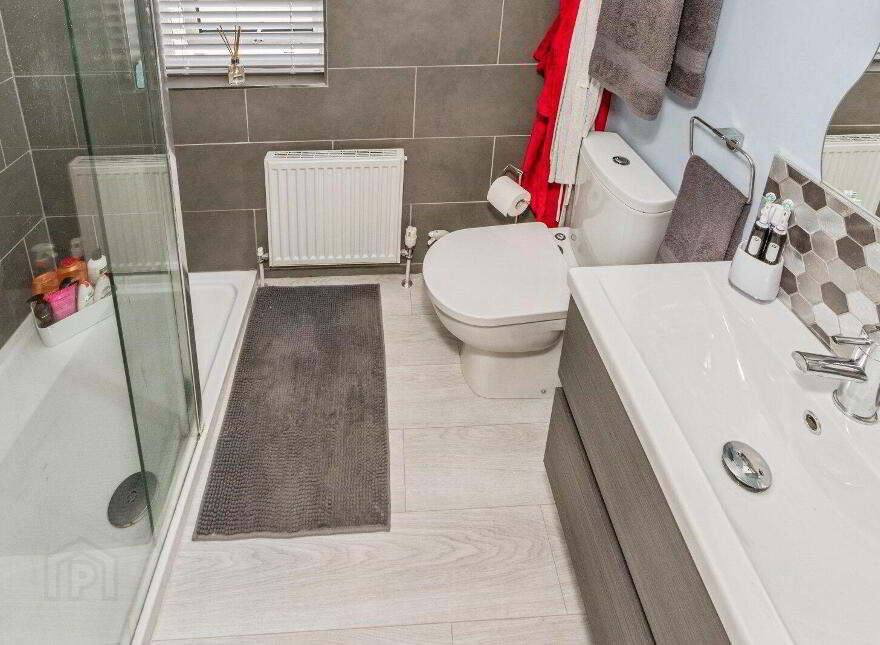20 Crawfords Farm Grove, Bangor, BT19 1PL