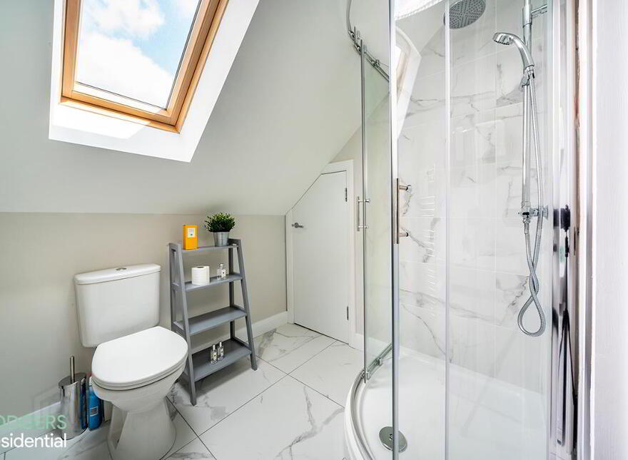 Apt 7, 1 Utility Street, Belfast, BT12 5JS
