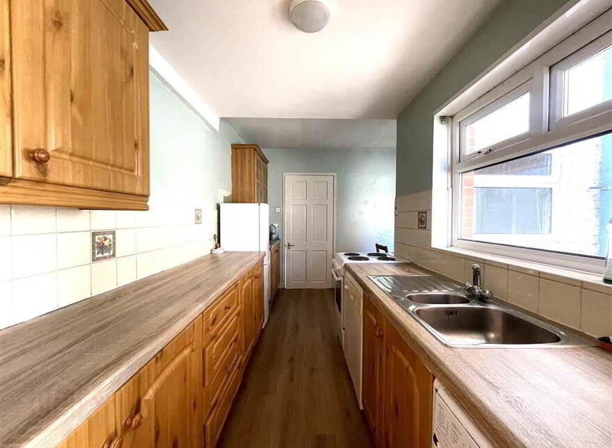 76 St James Road, Belfast, BT12 6ED