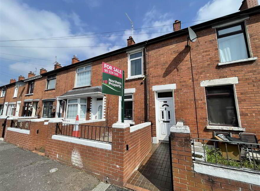76 St James Road, Belfast, BT12 6ED photo