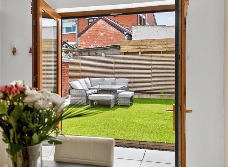 27 Circular Road, Belfast, BT4 2FE