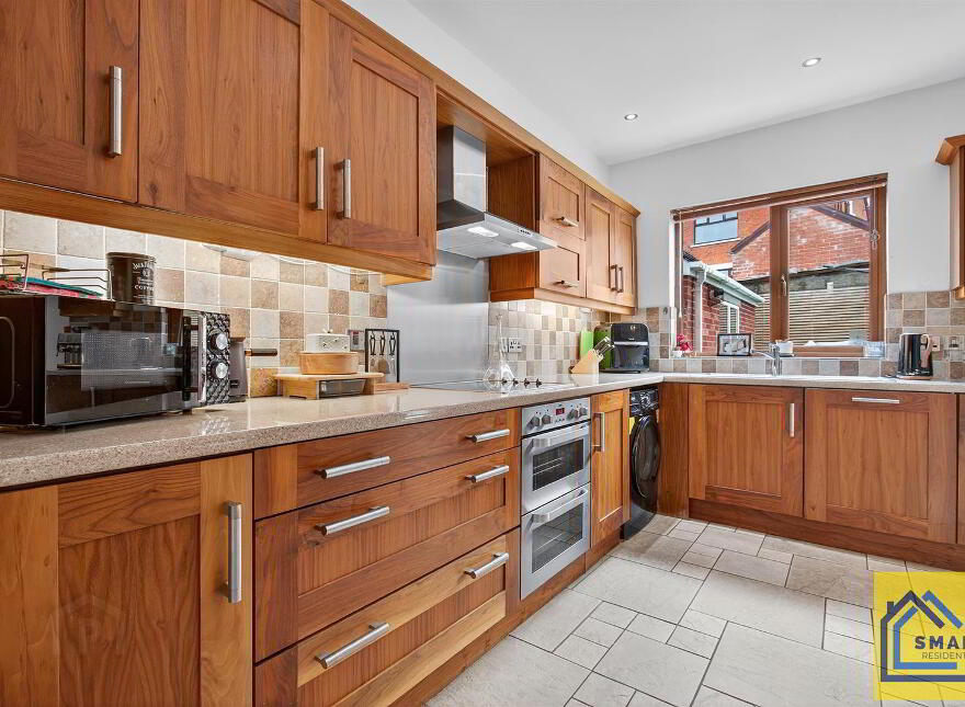 27 Circular Road, Belfast, BT4 2FE