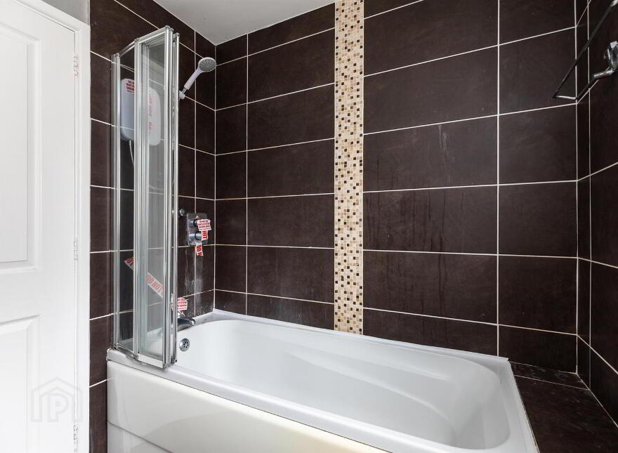 35 Millmount Lane, Dundonald, Belfast, BT16 1WN
