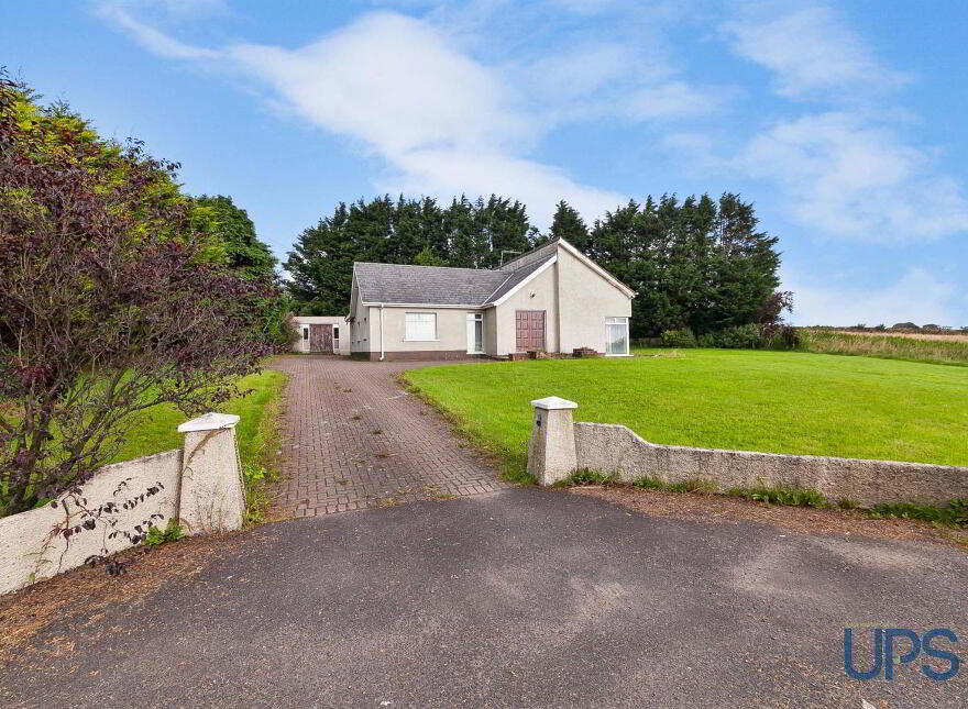 219 Upper Springfield Road, Hannahstown, Belfast, BT17 0NW