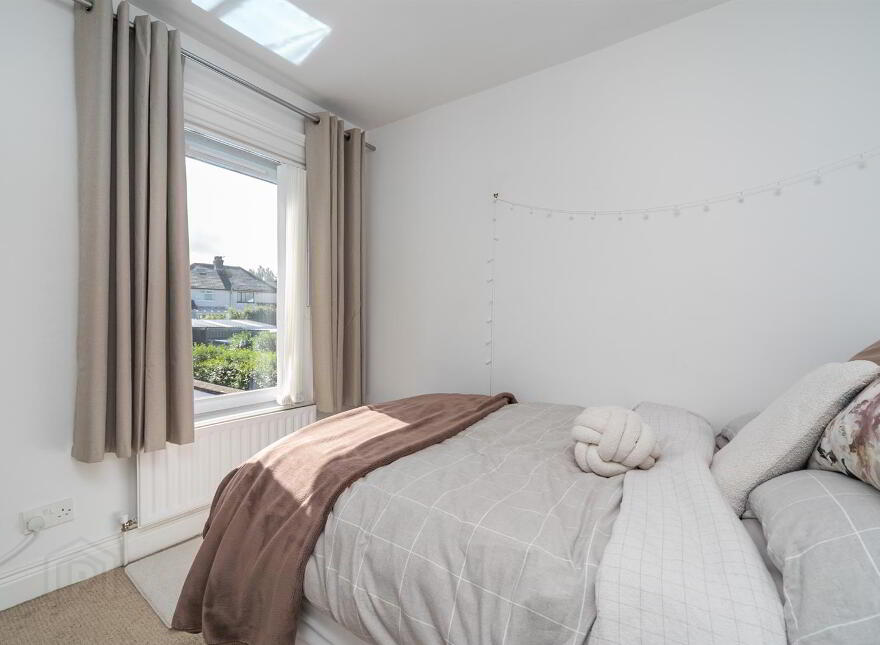 38 Bloomfield Gardens, Belfast, BT5 5JU