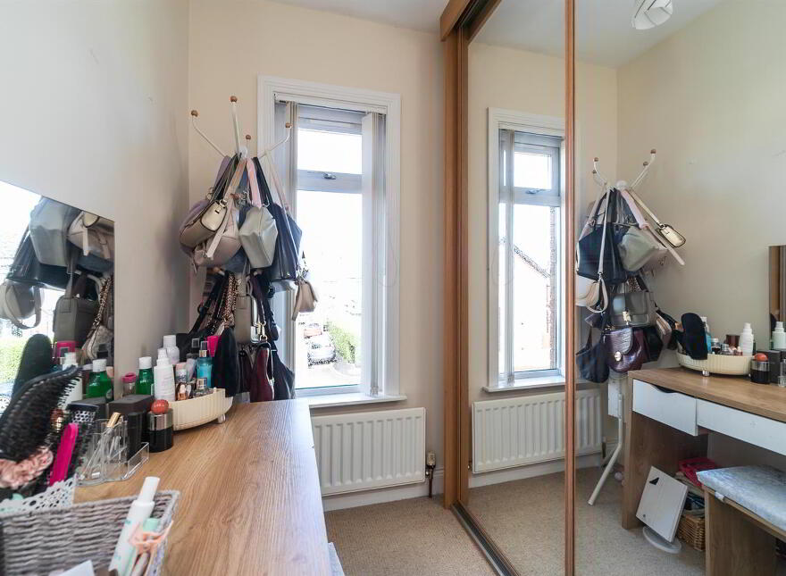 38 Bloomfield Gardens, Belfast, BT5 5JU