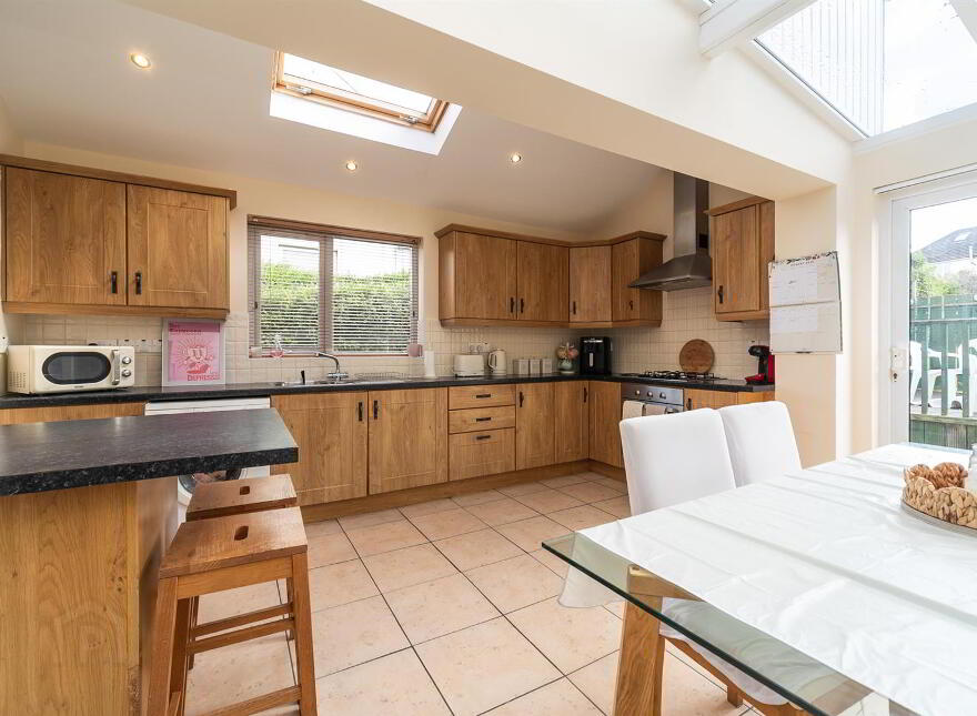 38 Bloomfield Gardens, Belfast, BT5 5JU