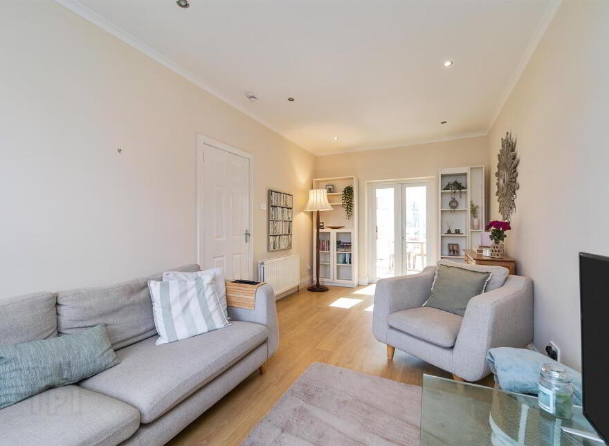 38 Bloomfield Gardens, Belfast, BT5 5JU