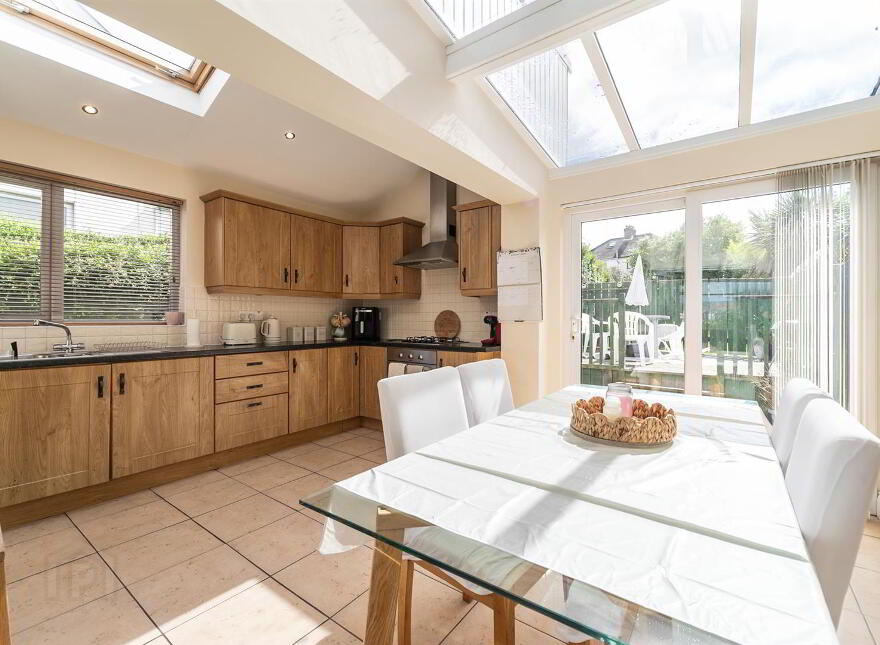 38 Bloomfield Gardens, Belfast, BT5 5JU