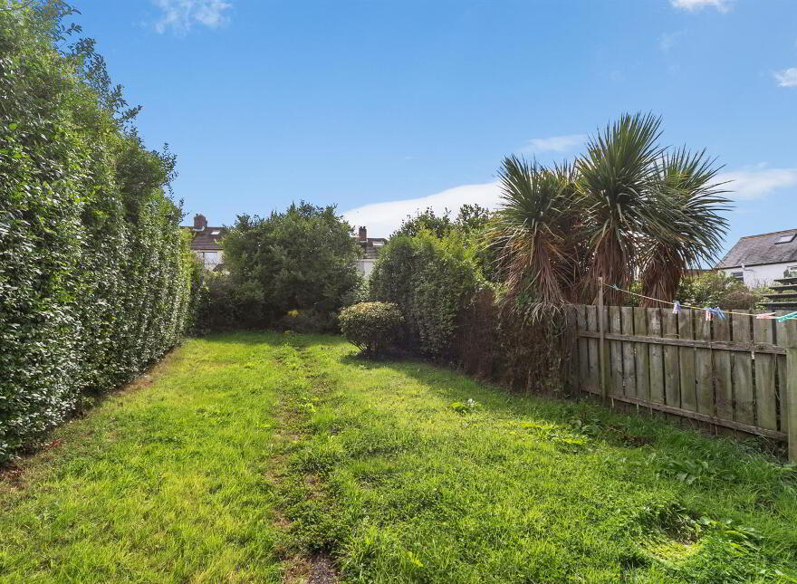 38 Bloomfield Gardens, Belfast, BT5 5JU