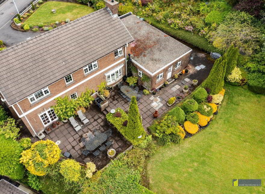 1 Lakeview Park, Enniskillen, BT74 6AR