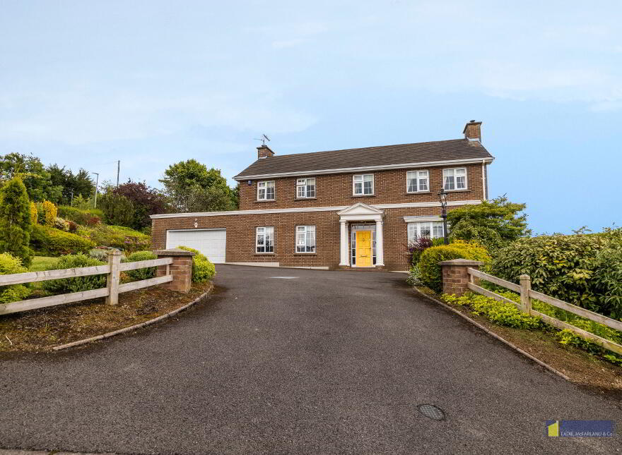 1 Lakeview Park, Enniskillen, BT74 6AR