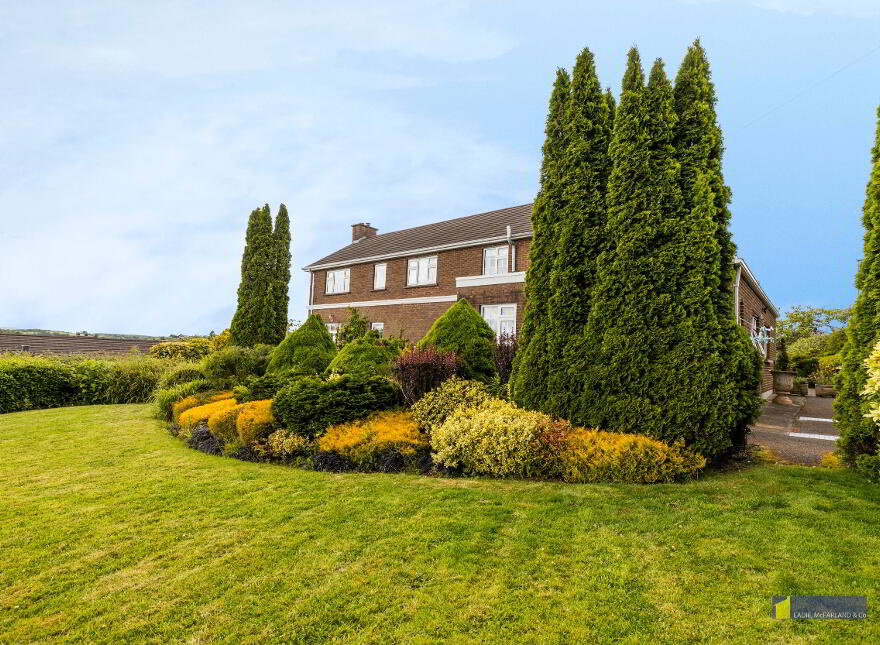 1 Lakeview Park, Enniskillen, BT74 6AR