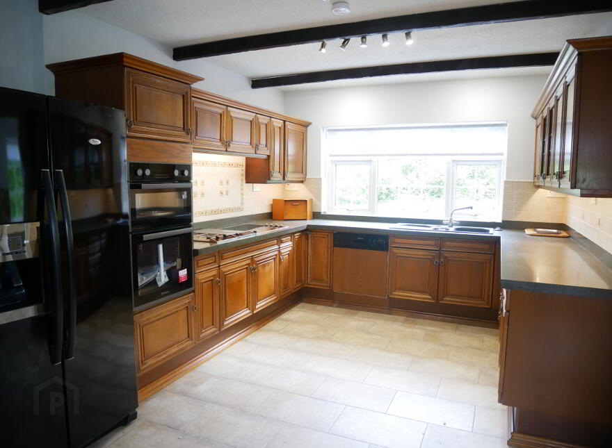 1 Lakeview Park, Enniskillen, BT74 6AR