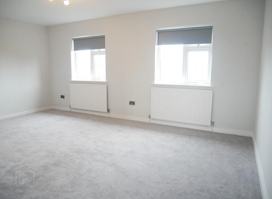1 Lakeview Park, Enniskillen, BT74 6AR