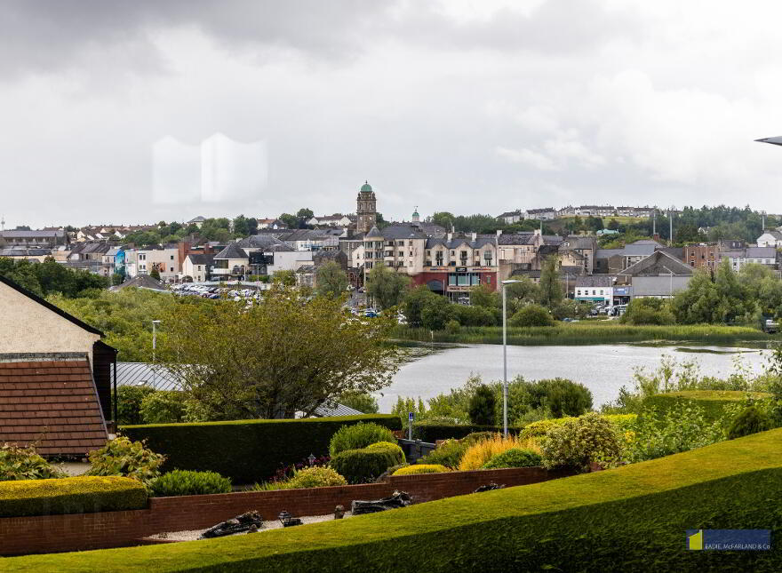 1 Lakeview Park, Enniskillen, BT74 6AR