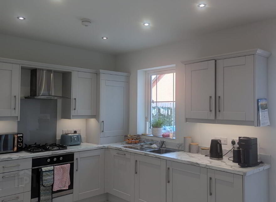 3 Mealough Gardens, Carryduff, Belfast, BT8 8SN