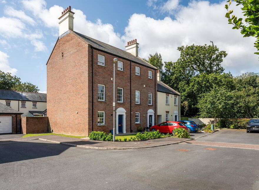 5 Manor Farm Crescent, Donaghadee, BT21 0FE photo