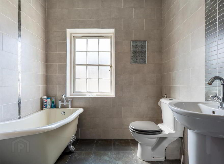 5 Manor Farm Crescent, Donaghadee, BT21 0FE